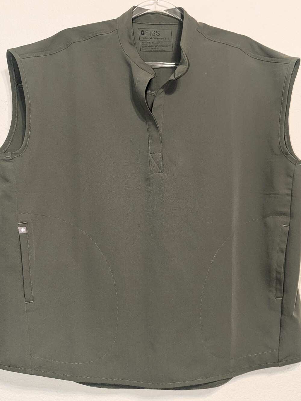 FIGS Scrubs Rafaela Oversized Shirt Top Olive Green Size Large Healthcare Nurse